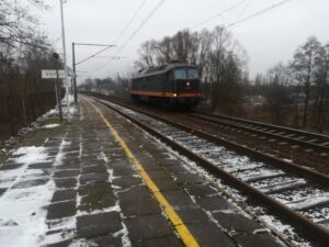 Peron przeznaczony do przebudowy (fot Radek Śledziński / PKP PLK)
