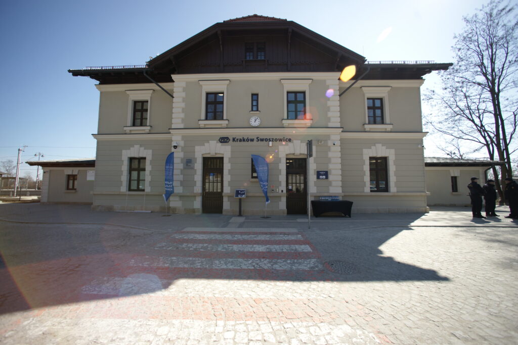 Dworzec Kraków Swoszowice to kolejny obiekt zmodernizowany pod okiem konserwatora zabytków, który uzyskał dofinansowanie z Programu Infrastruktura i Środowisko. (fot. PKP SA)