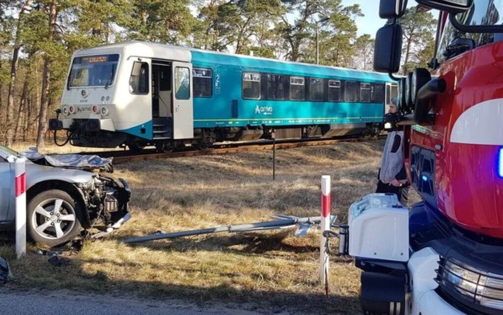 W akcji udział brały dwa zastępy straży pożarnej - z Dąbrowy Chełmińskiej oraz Bydgoszczy.