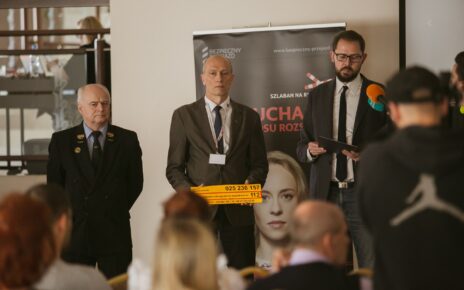 Ambasadorką lub Ambasadorem Bezpieczeństwa może zostać każdy. (fot. Tomasz Iwański / PKP PLK)