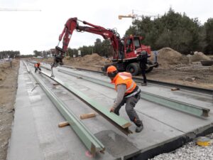 Trwa budowa linii tramwajowej na osiedle JAR (fot. MZK Toruń)