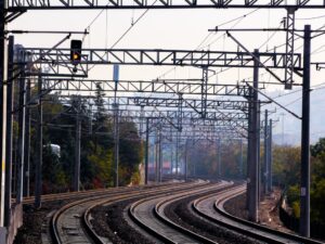 Eksperci stwierdzili, że onieczne są zmiany systemowe w postaci dotacji celowych czy zmian w naliczaniu opłat za energię elektryczną.