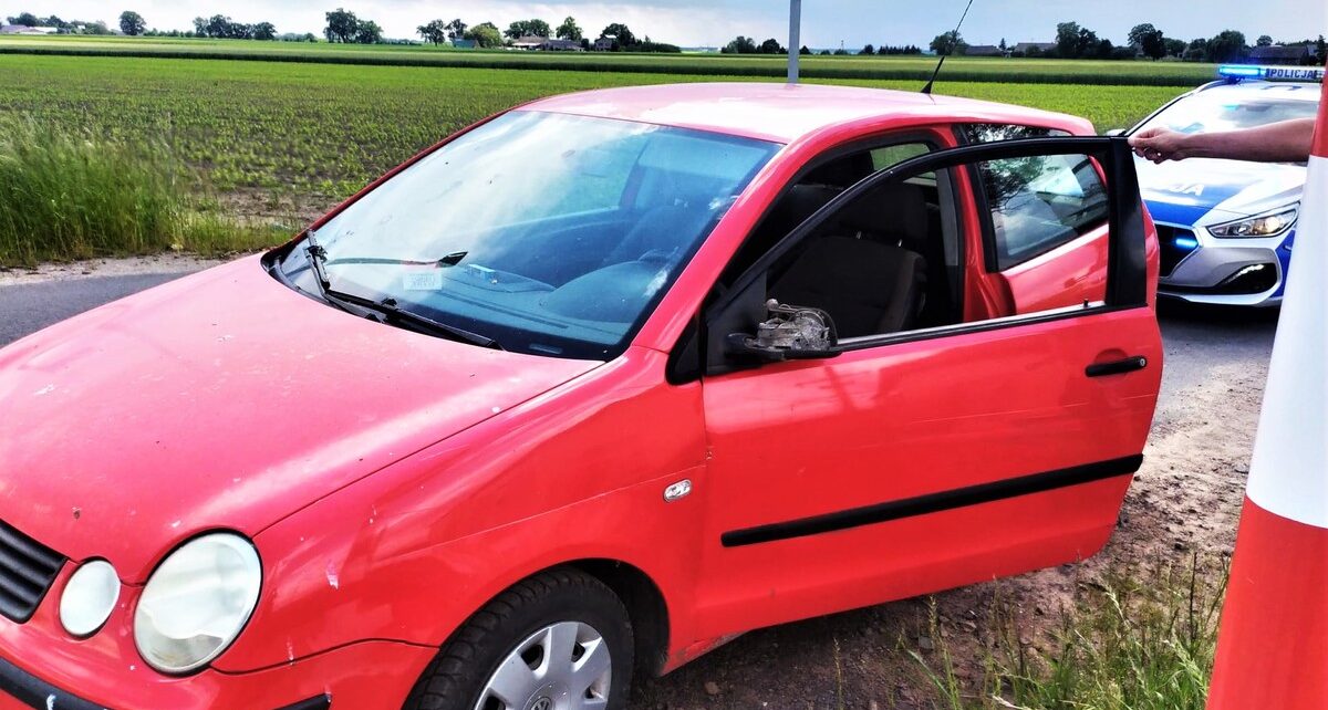 Pijany kierowca został zatrzymany przez świadków zdarzenia (fot. KPP Szamotuły)