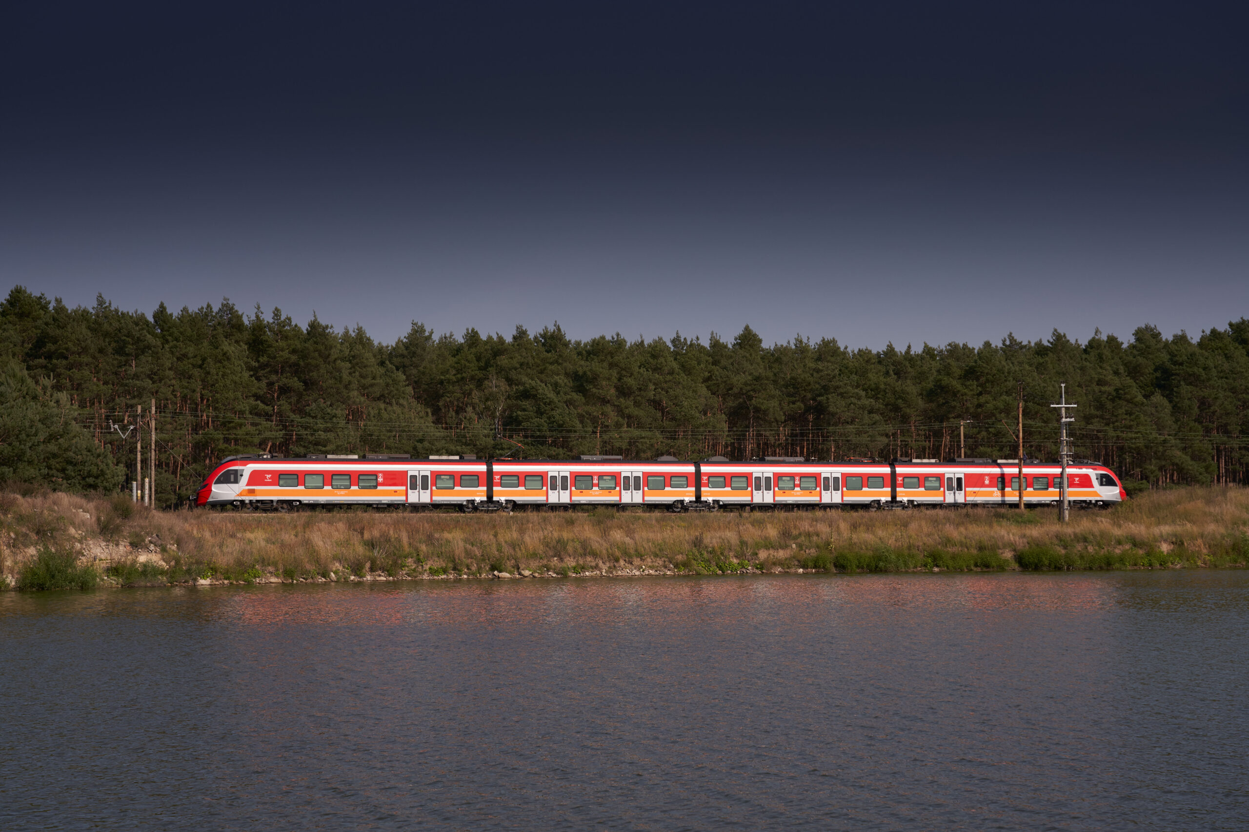 W 2021 r. liczba wagonów wzrosła do 2224. (fot. POLREGIO)