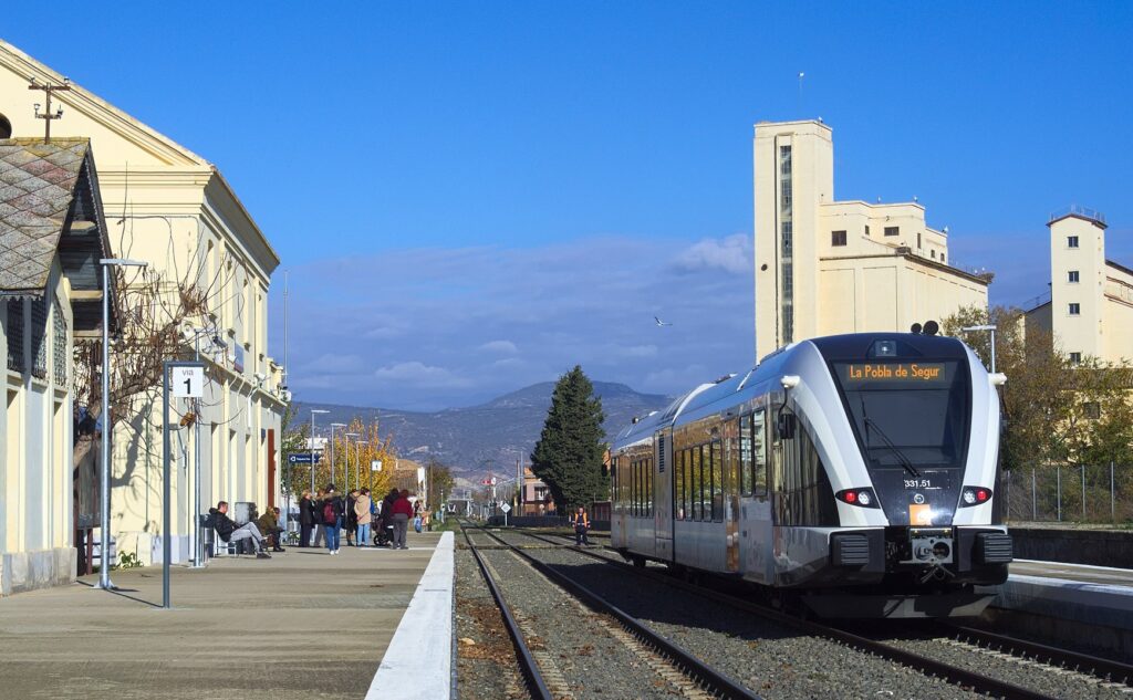 By Jordi Verdugo - 331.01 a Balaguer, CC BY 2.0, https://commons.wikimedia.org/w/index.php?curid=55725814
