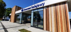 Dworzec w Rogowie otwarty dla podróżnych (fot. PKP SA)