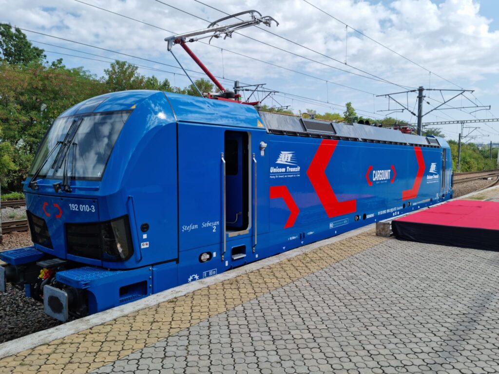 Oficjalna prezentacja pojazdu odbyła się w Bukareszcie (Fot. Raport Kolejowy)