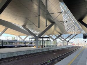Nowe zadaszenie peronów na stacji Warszawa Zachodnia (fot. Anna Znajewska - Pawluk / PKP PLK)