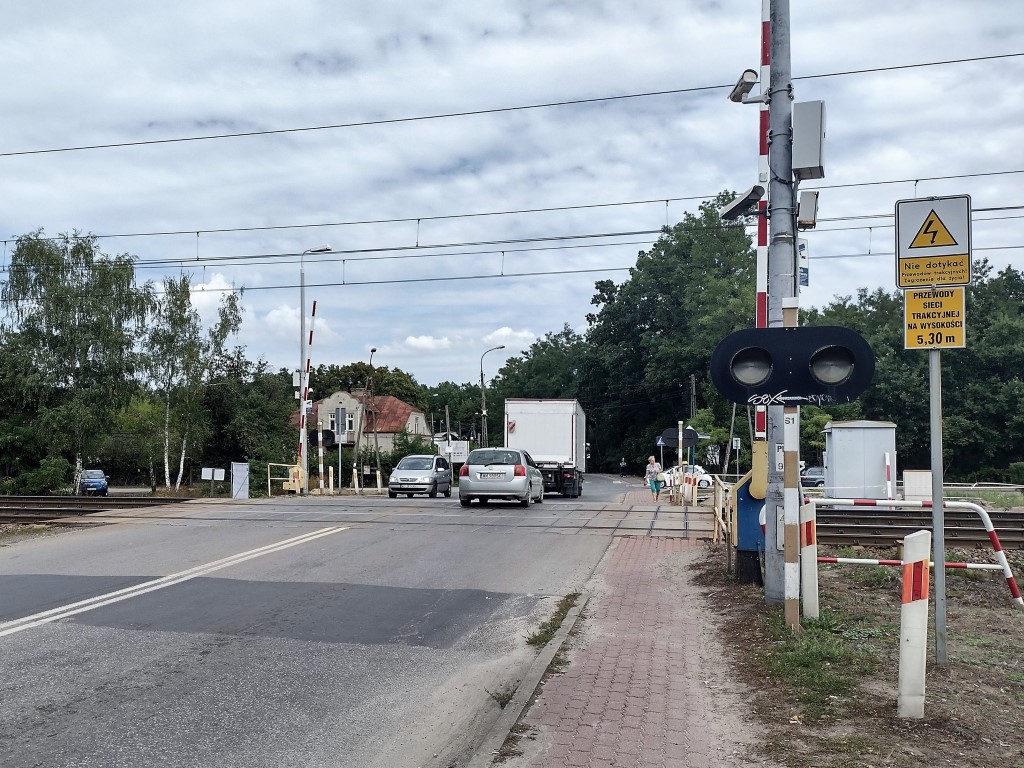 Przejazd kolejowo-drogowy w Sulejówku (fot. Anna Szczygieł / PKP PLK)
