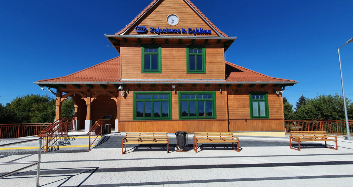 Dworzec kolejowy w Zajezierzu (fot. PKP S.A.)