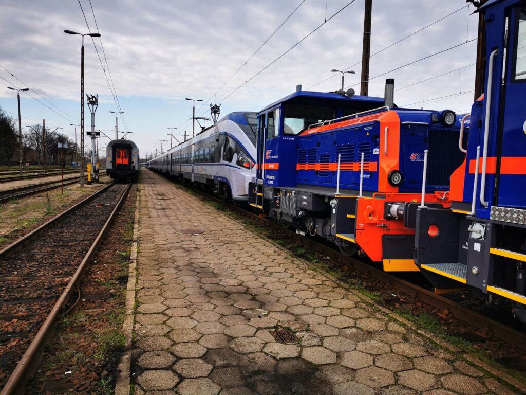 Lokomotywa manewrowa od CZ Loko (fot. PKP Intercity)