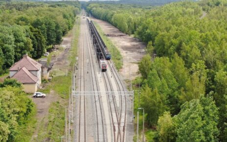 Linia kolejowa nr 142 w Katowicach Kostuchnie (fot. Adam Roik / PKP PLK)