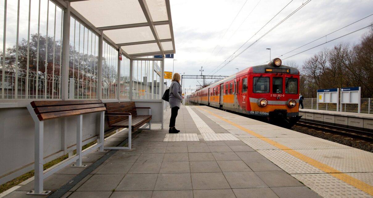 Peron przystanku w Książkach, woj. kujawsko-pomorskie (fot. Łukasz Bryłowski / PKP PLK)