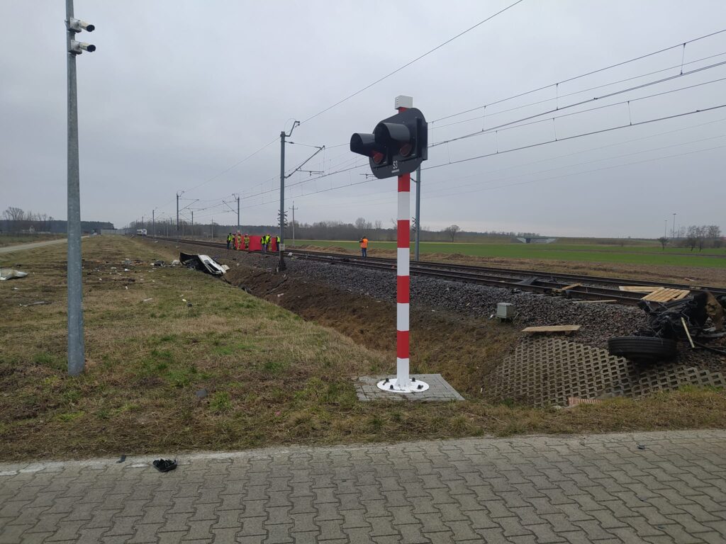 Miejsce wypadku (fot. KP PSP w Rawiczu)