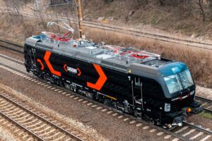 Lokomotywa Vectron w taborze CARGOUNIT
