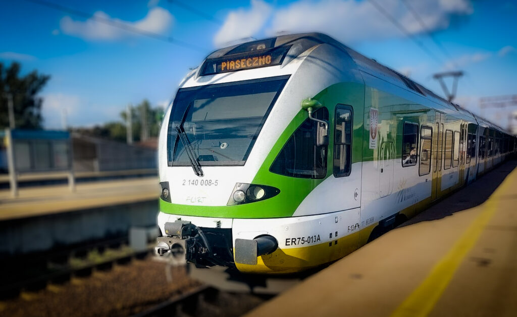 Pojazdy ER75 FLIRT przejdą przegląd na poziomie utrzymania P5 oraz modernizację (fot. Koleje Mazowieckie)