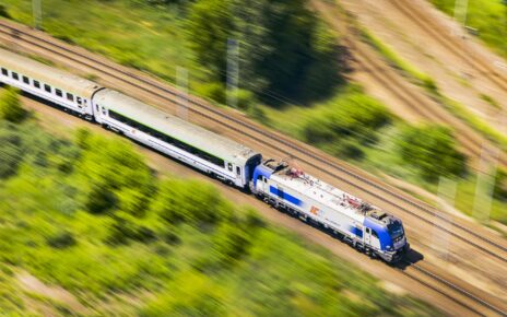 PKP Intercity podsumowało okres świąteczny. Na pokład pociągów przewoźnika wsiadło 1,1 mln pasażerów.