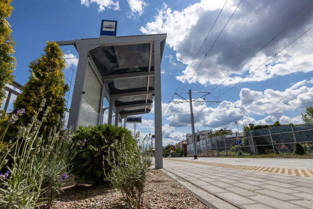 Przystanek tramwajowy na nowej linii, łączącej centrum Torunia z osiedlem JAR (fot. MZK Toruń)