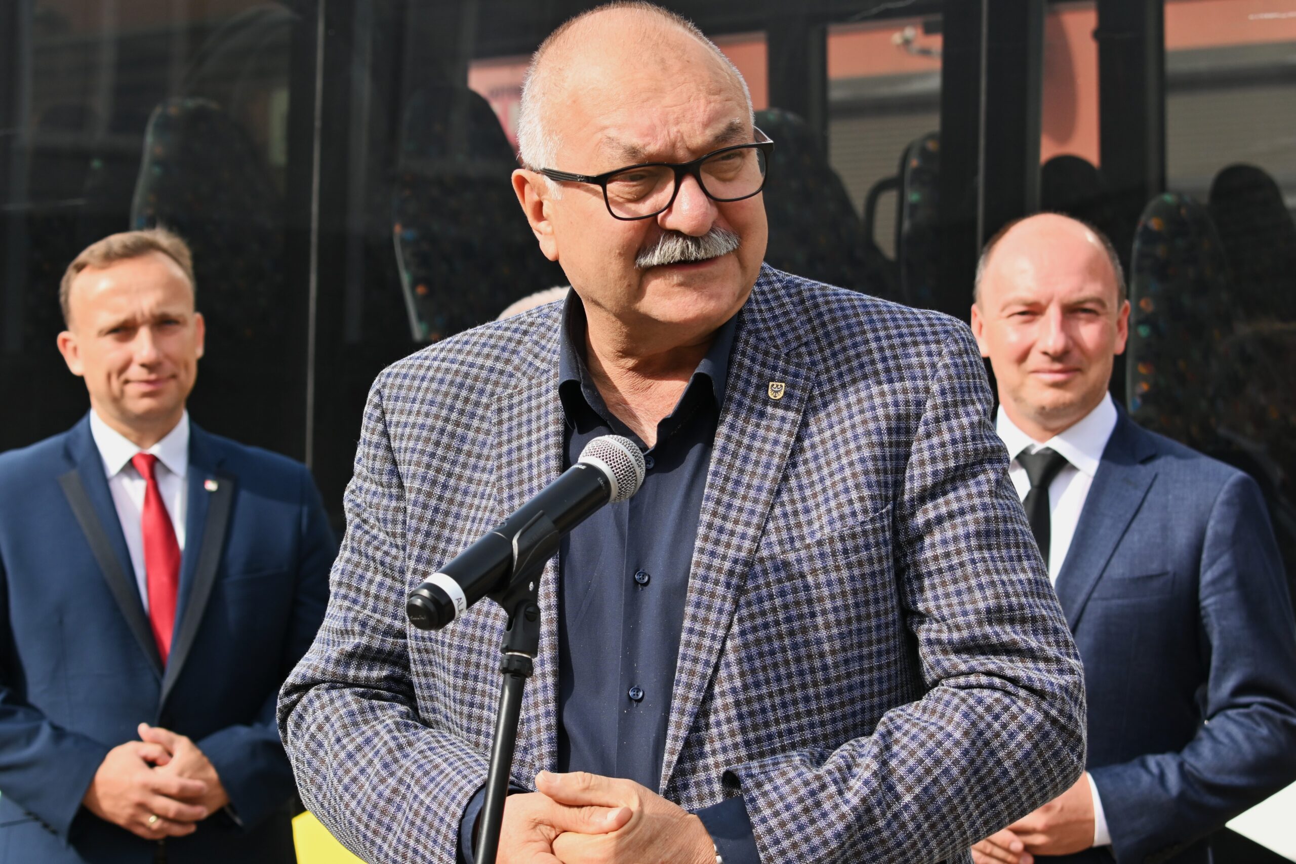 Udział w oficjalnej inauguracji połączeń kolejowych na linii Wrocław - Rawicz - Góra wziął Marszałek Województwa Dolnośląskiego - Cezary Przybylski (fot. Koleje Dolnośląskie)