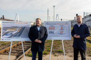 Konferencja prasowa PKP Intercity. Na zdjęciu Tomasz Gontarz, wiceprezes zarządu Spółki oraz Michał Moskal, szef Gabinetu Politycznego Wiceprezesa Rady Ministrów (fot. PKP Intercity)