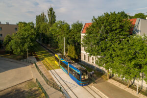 Tramwaj na ul. Warneńczyka / MZK Toruń