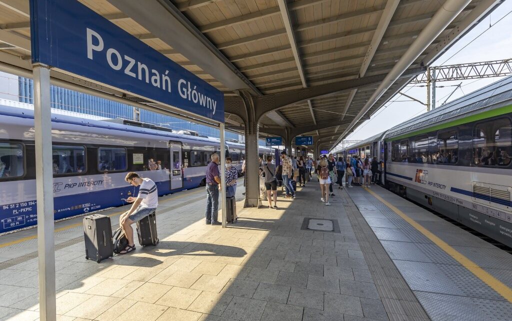 Zmiana czasu - jak w nocy z 30 na 31 marca kursować będą pociągi? (fot. PKP PLK)